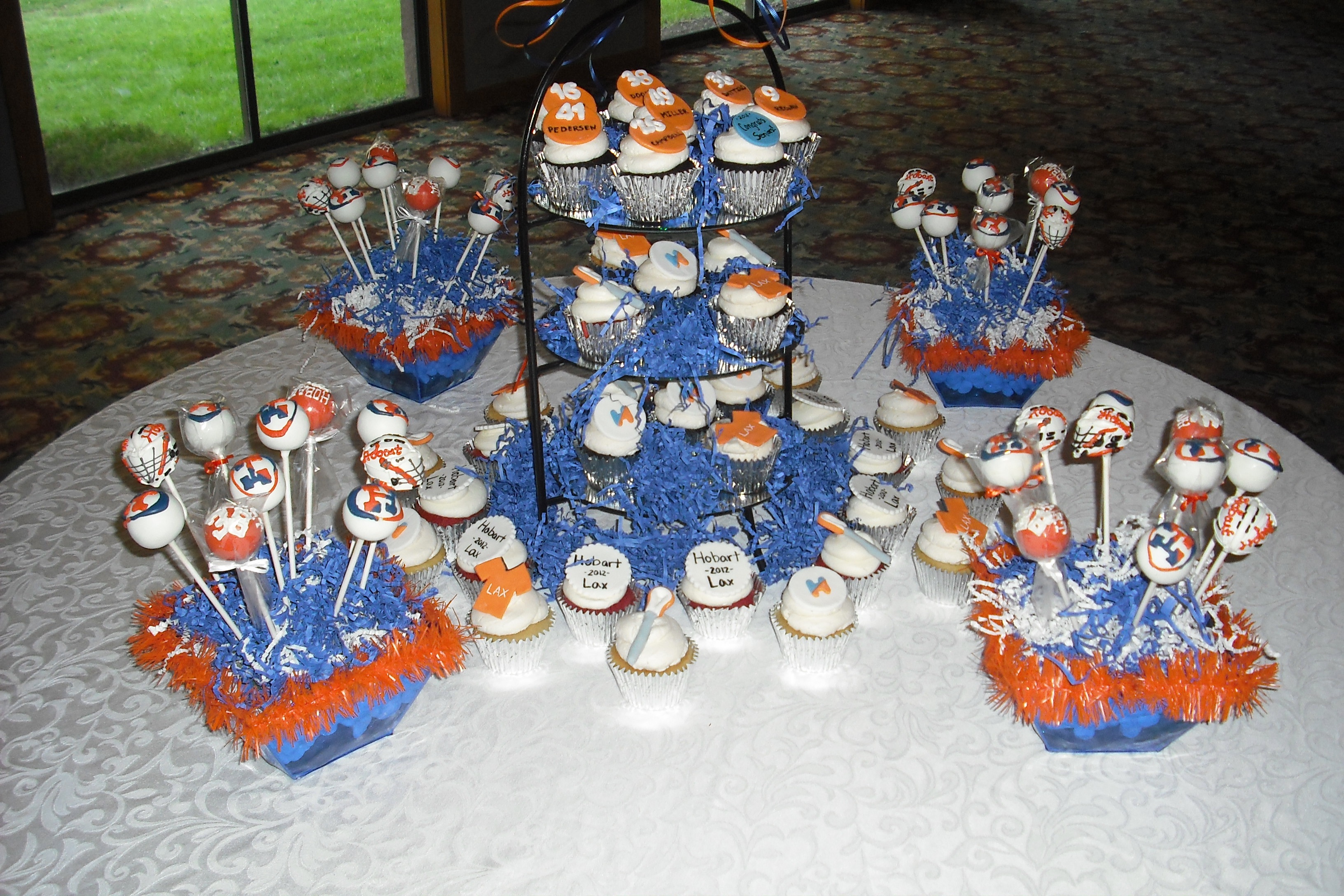Hobart College Lacrosse Banquet Cake Pops